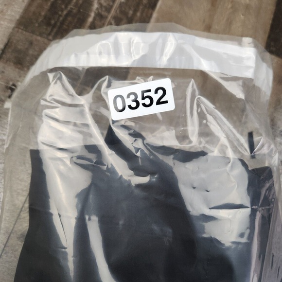 Mens Eddie Bauer size XL Tall Black Vented Packable Windbreaker Jacket - Picture 8 of 8